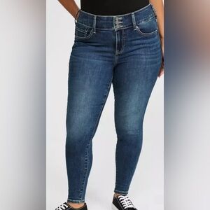 NWT Torrid High Rise Super Stretch Blue Jeans Jegging Size 22 S